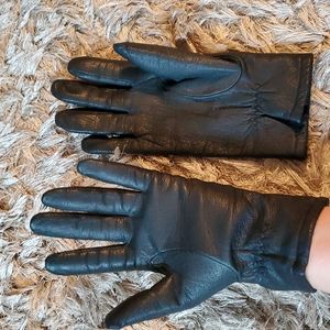 Fownes black leather gloves